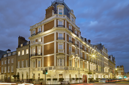 The Mandeville Hotel exterior